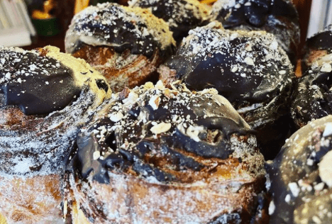 This Kinsale café is selling Ferrero Rocher cruffins! This Kinsale café is selling Ferrero Rocher cruffins!