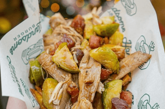 These festive fries will keep you going if you just can’t wait for your Christmas dinner These festive fries will keep you going if you just can’t wait for your Christmas dinner