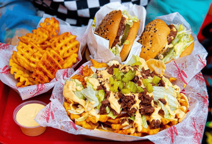 “Ciao for now loves” Vegan food truck finishes up at Bray Beach Park “Ciao for now loves” Vegan food truck finishes up at Bray Beach Park