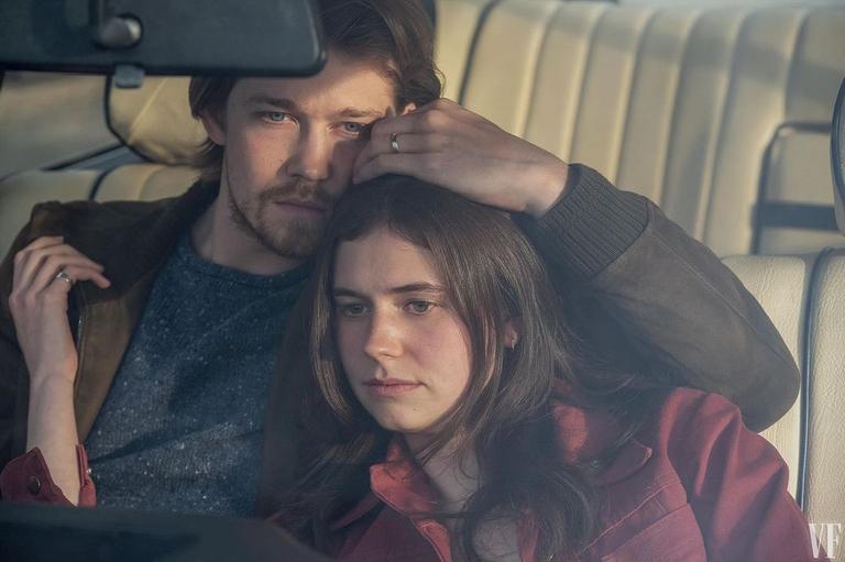 The first sneak peak of Conversations With Friends is here The first sneak peak of Conversations With Friends is here