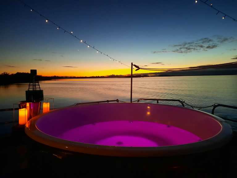 You can now travel through Athlone by floating hot tub You can now travel through Athlone by floating hot tub