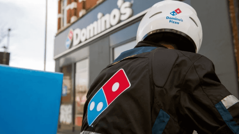Domino’s to recruit 1,000 new staff ahead of ‘peak pizza season’ in Ireland Domino’s to recruit 1,000 new staff ahead of ‘peak pizza season’ in Ireland