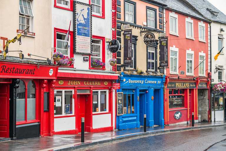 2000+ pubs have closed in Ireland since 2005 2000+ pubs have closed in Ireland since 2005